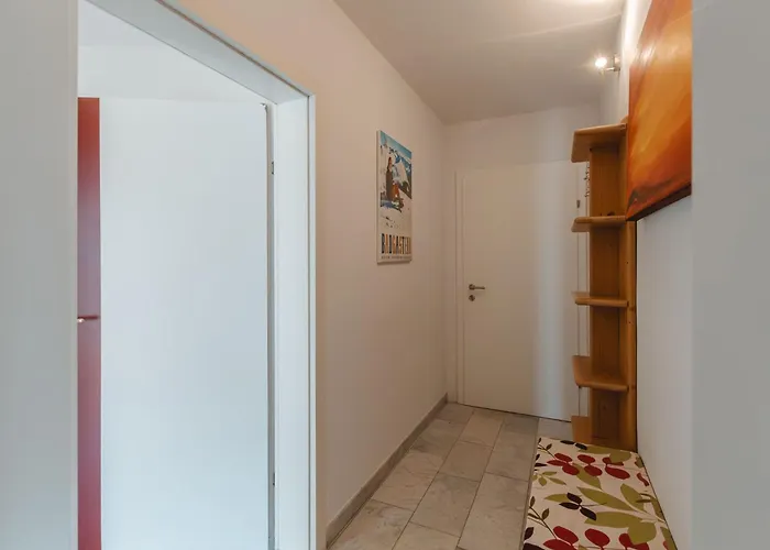 Stefanie 6 By Interhome